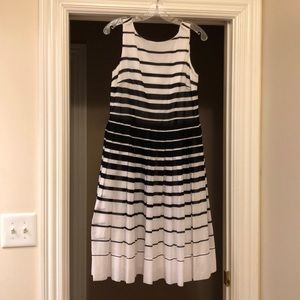 Talbots black & white pleated dress